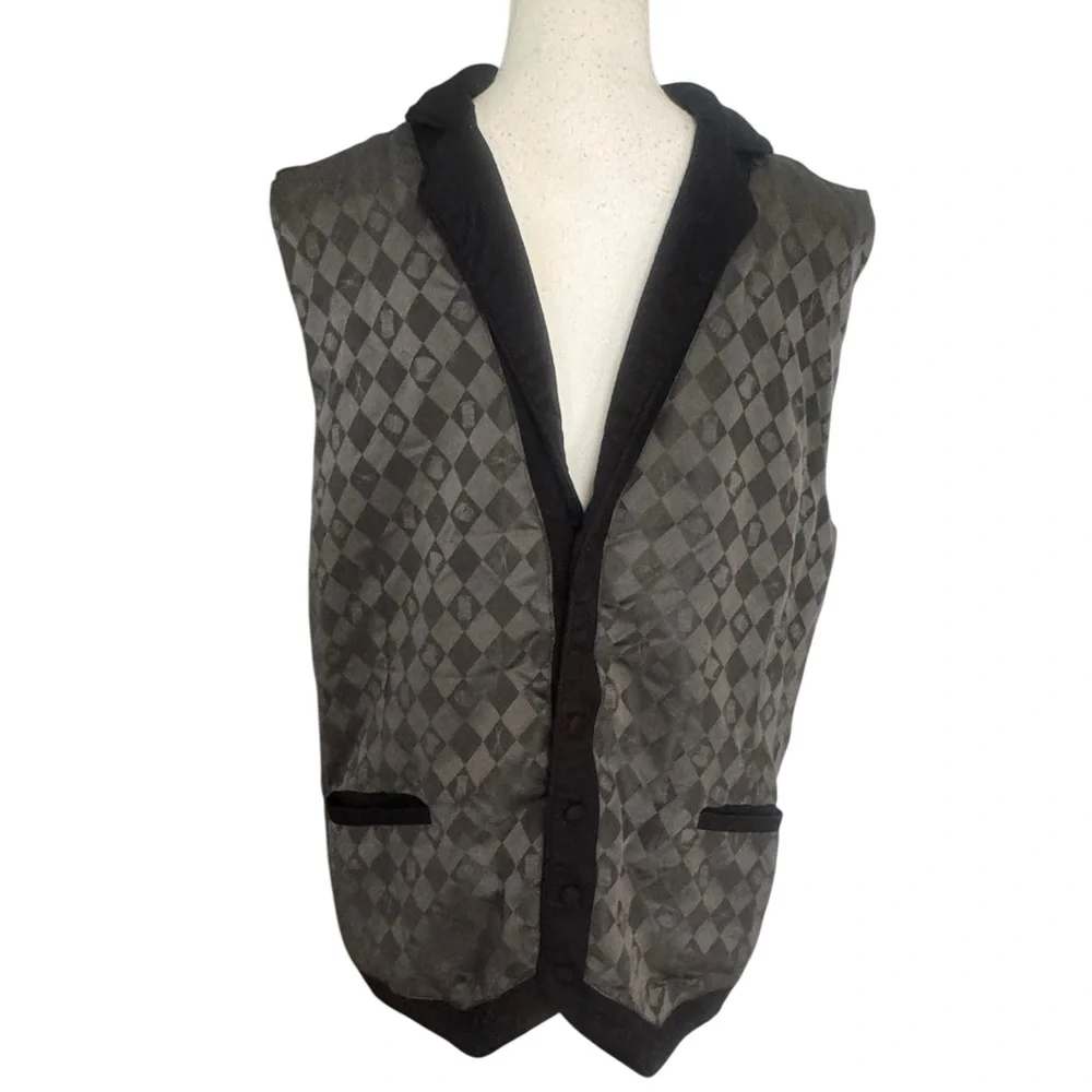 Disney Alice through the looking glass exclusive hot topic mad hatter guys vest
